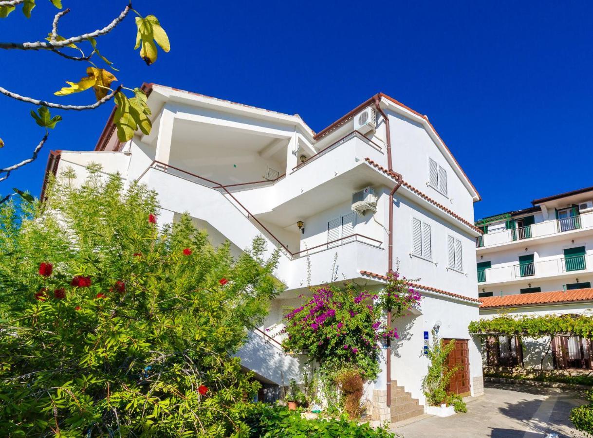 Apartments Anica J Lopar Ngoại thất bức ảnh