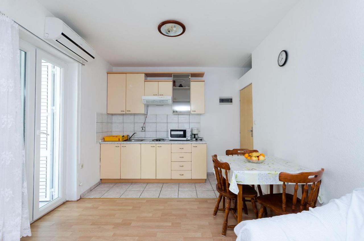 Apartments Anica J Lopar Ngoại thất bức ảnh