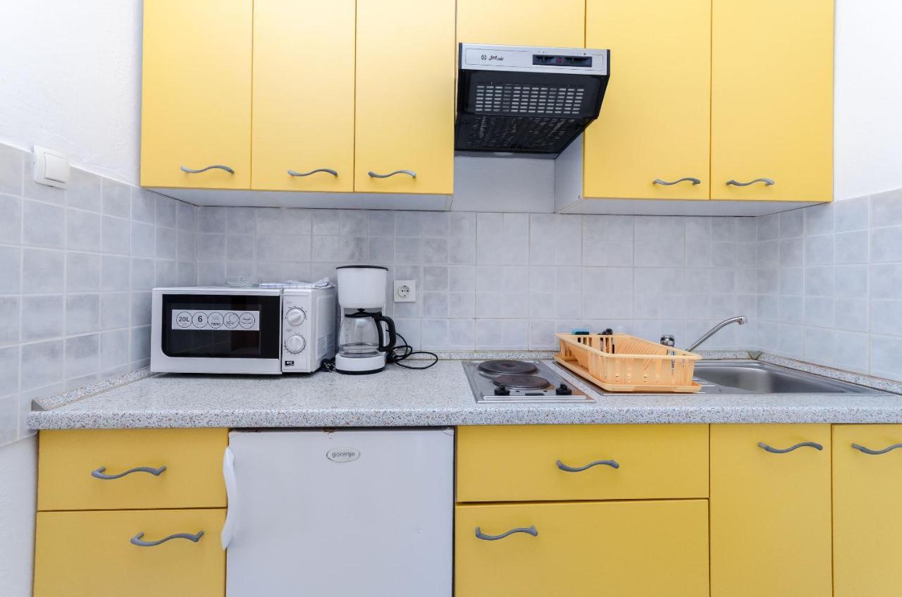 Apartments Anica J Lopar Ngoại thất bức ảnh