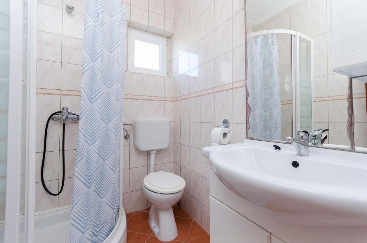 Apartments Anica J Lopar Ngoại thất bức ảnh