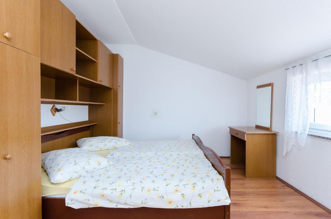 Apartments Anica J Lopar Ngoại thất bức ảnh
