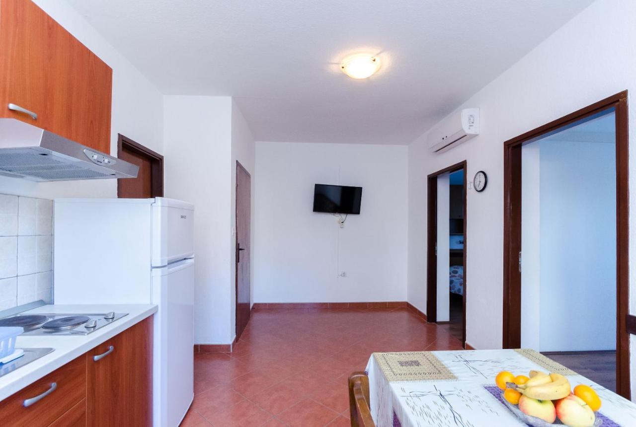 Apartments Anica J Lopar Ngoại thất bức ảnh