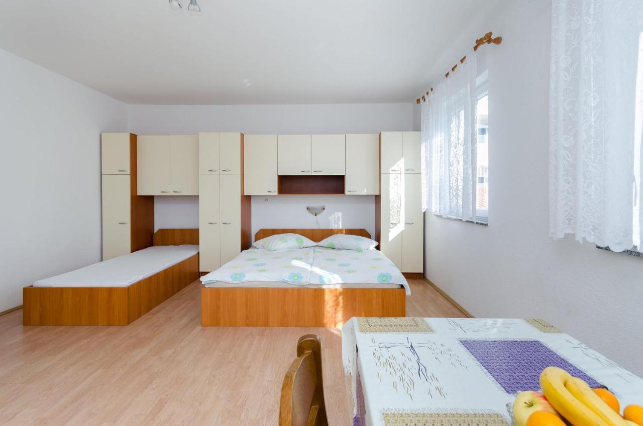 Apartments Anica J Lopar Ngoại thất bức ảnh